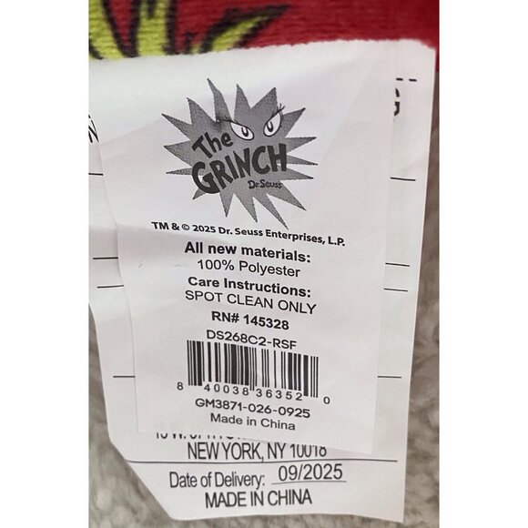 Dr. Seuss The Grinch Dog Pet BED Super Soft Christmas Ornament 39” X 26” Red NEW - Picture 14 of 14